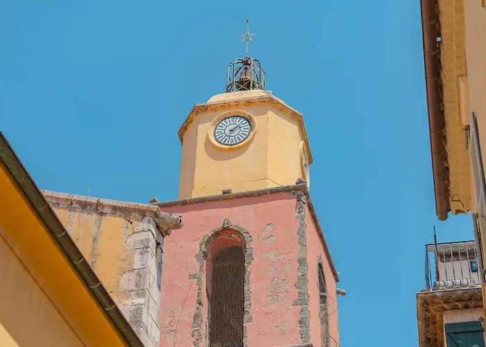 La Ponche L Old Village L Shellter